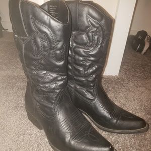 Black pleather boots